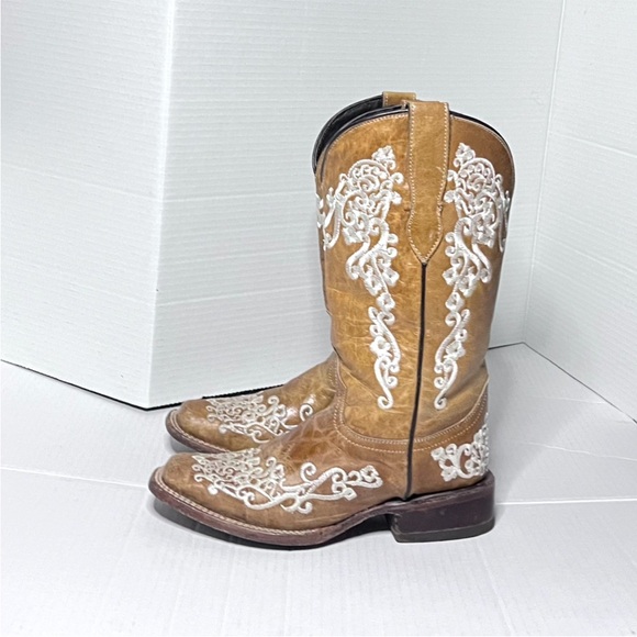 Floral Embroidered Square Toe Western Boot - Picture 1 of 15
